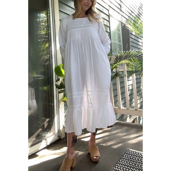 1 For U White Lace Women’s Nightgown Size M Prairie Cottagecore Eyelet Dress - Picture 2 of 8